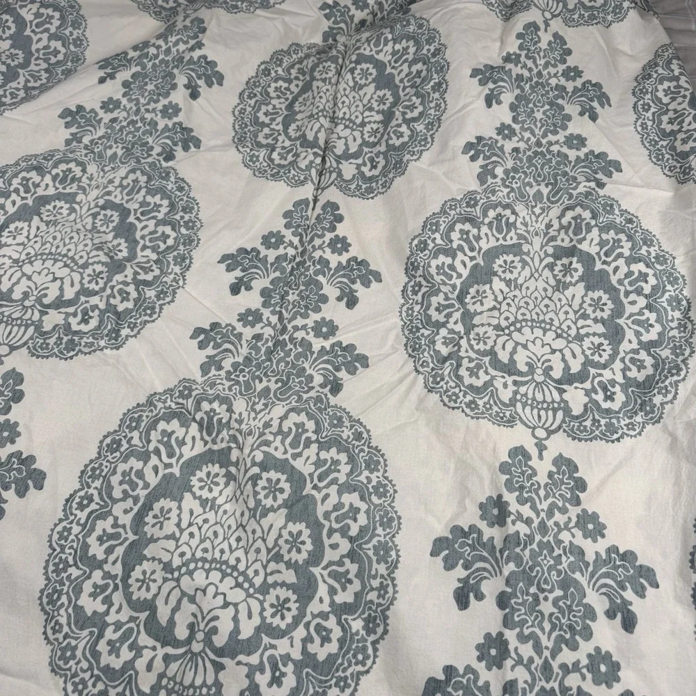 POTTERY BARN ~ Lucianna Medallion Duvet Cover ~ Full/Queen 92